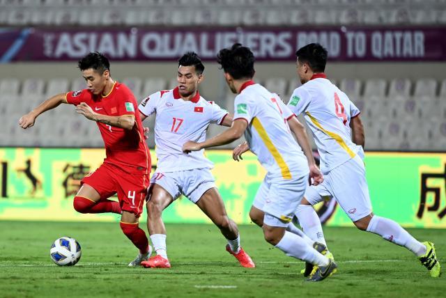 开云-国足瘦身五将先离队 韦世豪郭田雨高准翼无缘西征